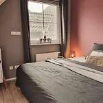 Feels Like Two Bedrooms Daire Ralingen