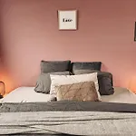 Feels Like Two Bedrooms Ralingen